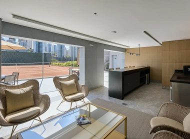 Quadra_de_tenis_com_gourmet