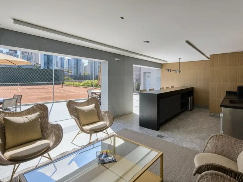 Quadra_de_tenis_com_gourmet